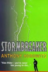 Anthony Horowitz: Stormbreaker
Cover der englischen Erstausgabe von 2000 Stormbreaker